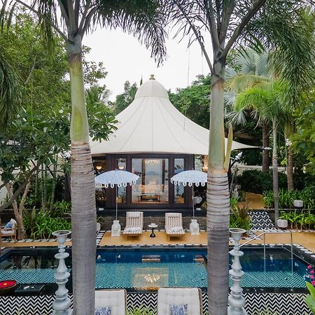 The Leela Palace Удайпур Экстерьер фото