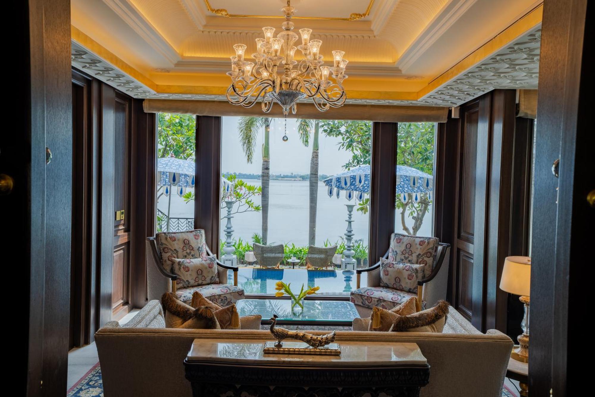 The Leela Palace Удайпур Экстерьер фото