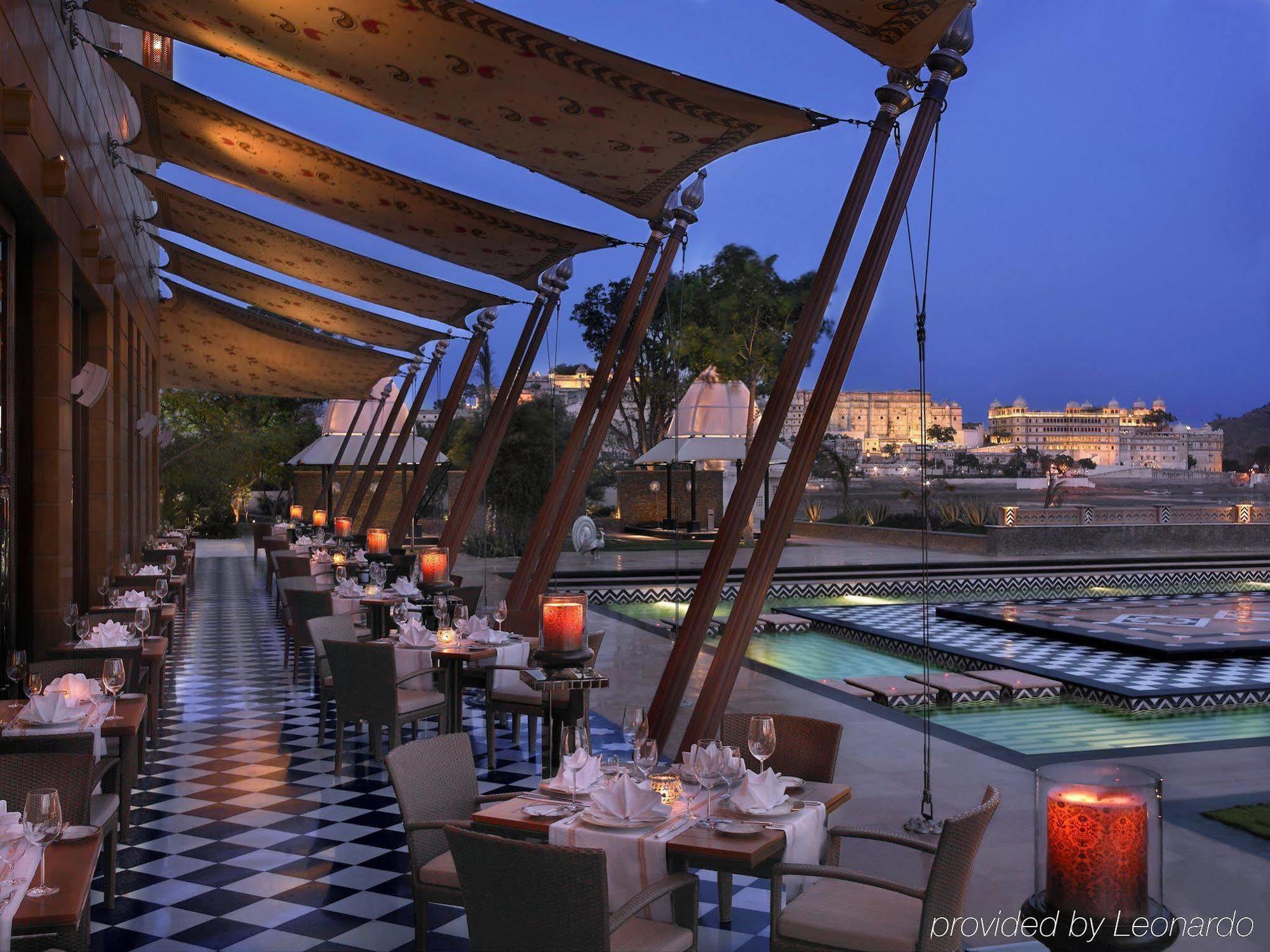 The Leela Palace Удайпур Ресторан фото
