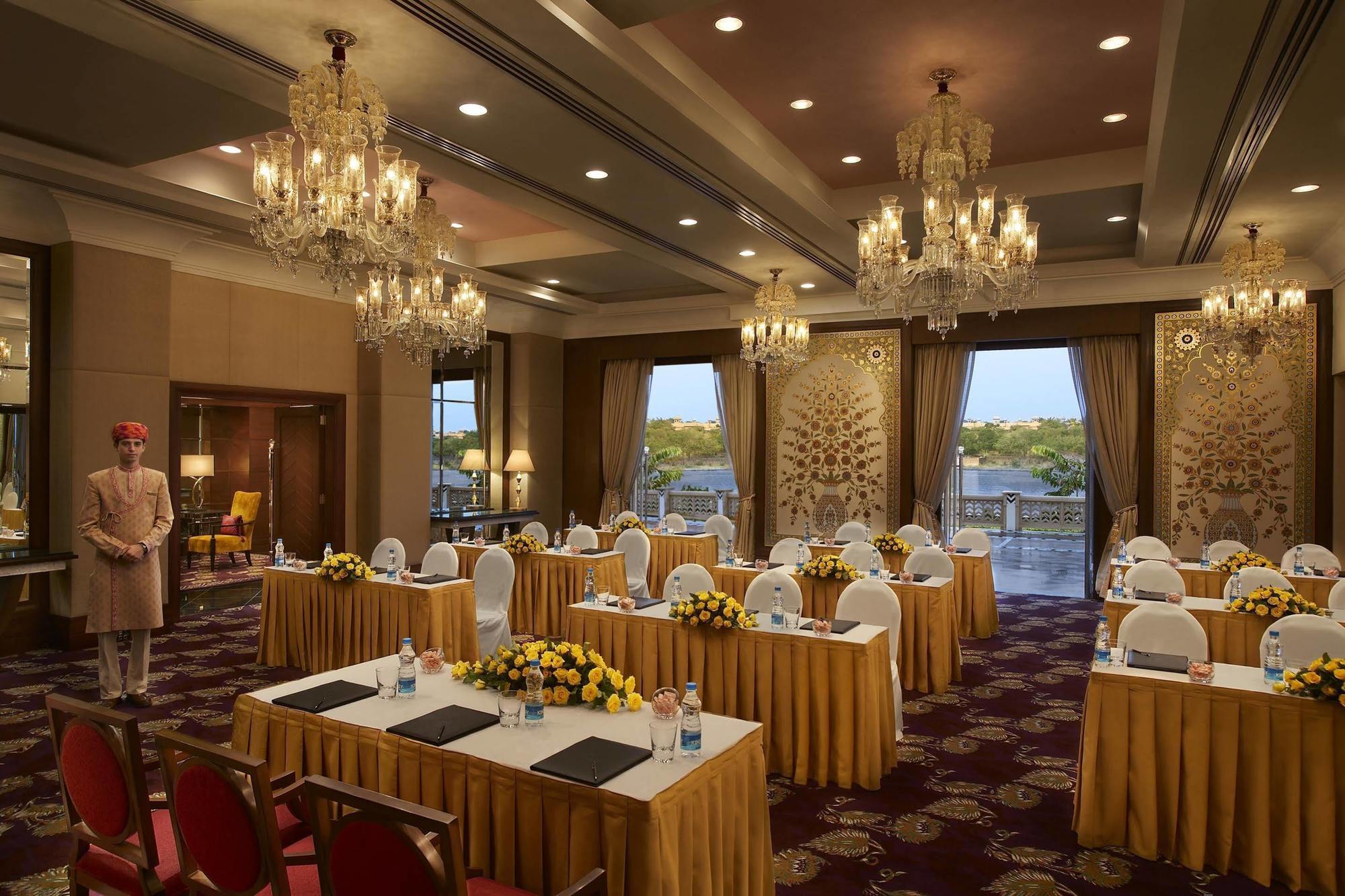 The Leela Palace Удайпур Удобства фото